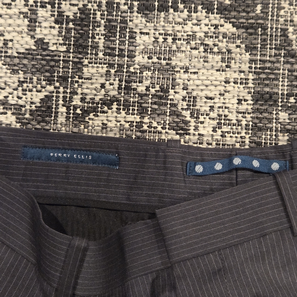 Perry Ellis - Picture 5 of 7